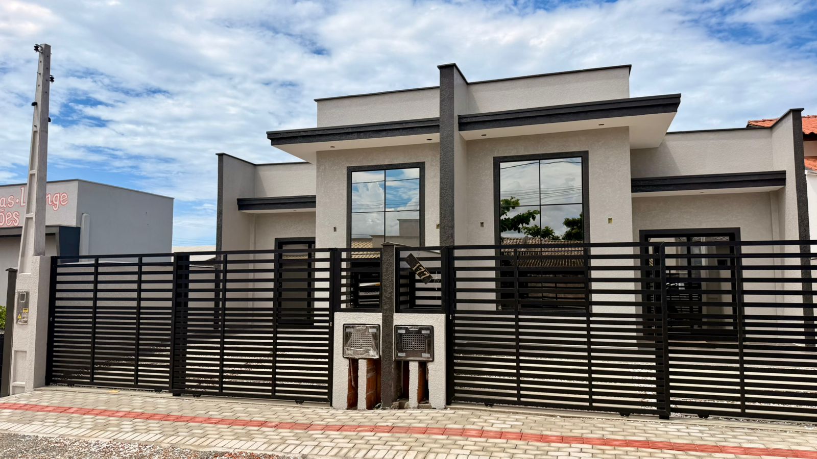 Imagem destaque do imovel Geminado - Venda - 