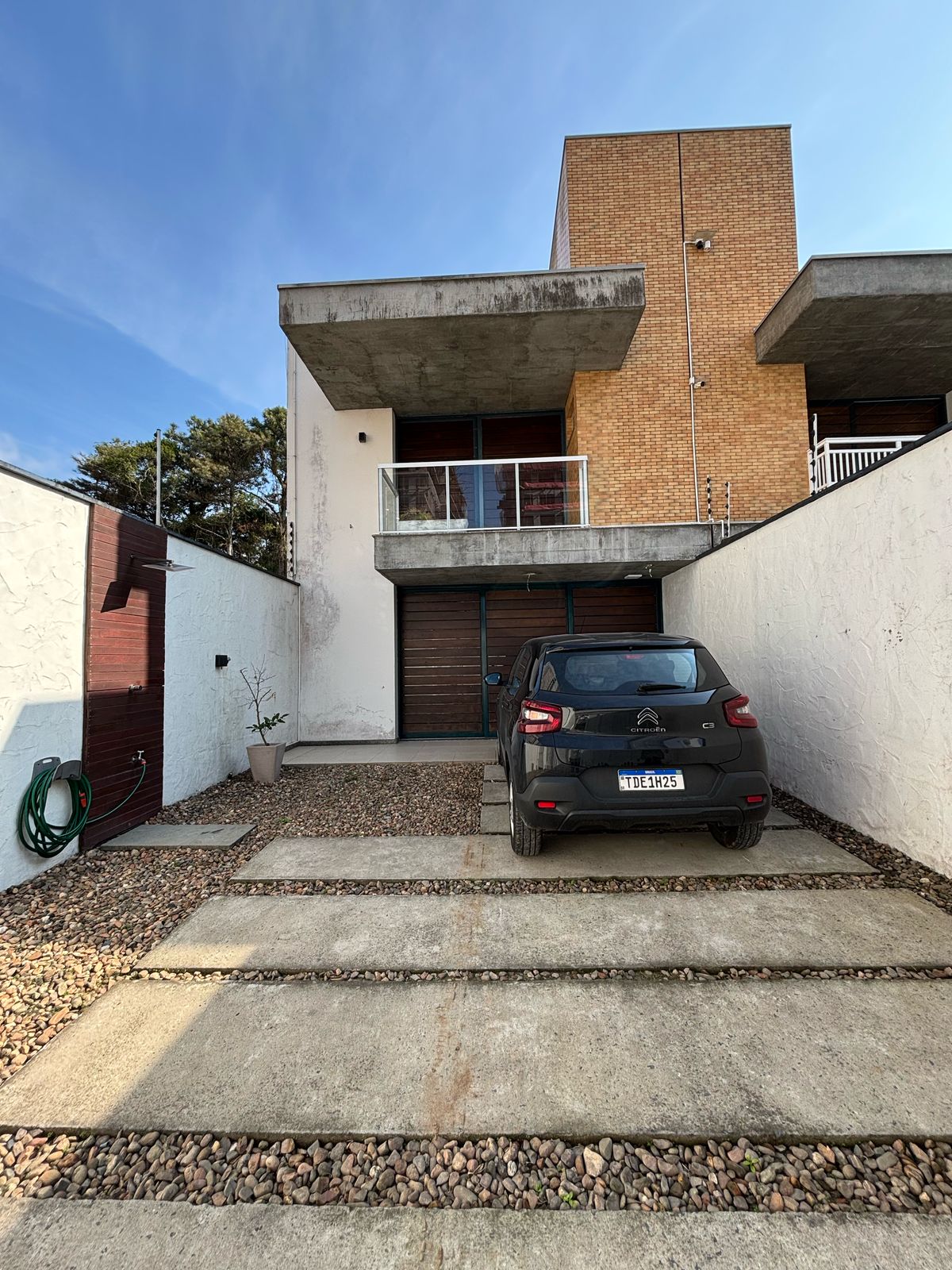 Imagem destaque do imovel Sobrado - Venda - Casa Baln. Piçarras